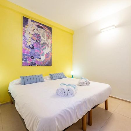 Casalmare Apartments One Step From The Sea Mola di Bari Exterior foto